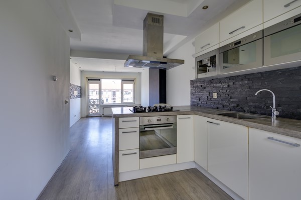 Medium property photo - Dorpsweg 168C, 3083 LL Rotterdam
